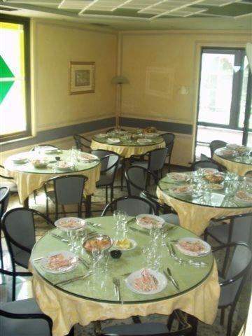 Hotel Valdaso 佩达索 外观 照片